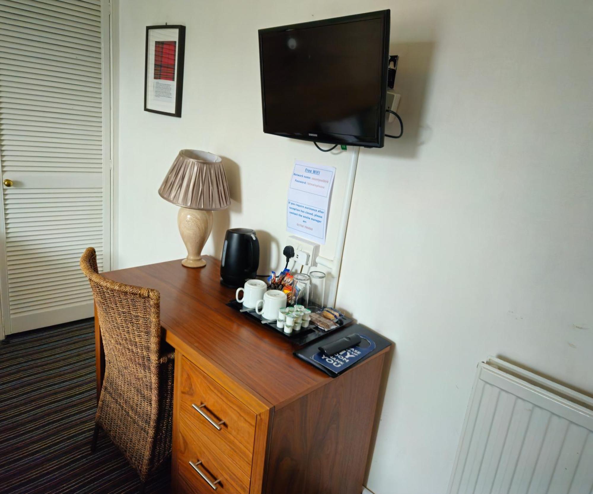 The County Hotel - Self Check-In, Ultra Fast Wi-Fi, Free Parking, Central Location Selkirk Εξωτερικό φωτογραφία