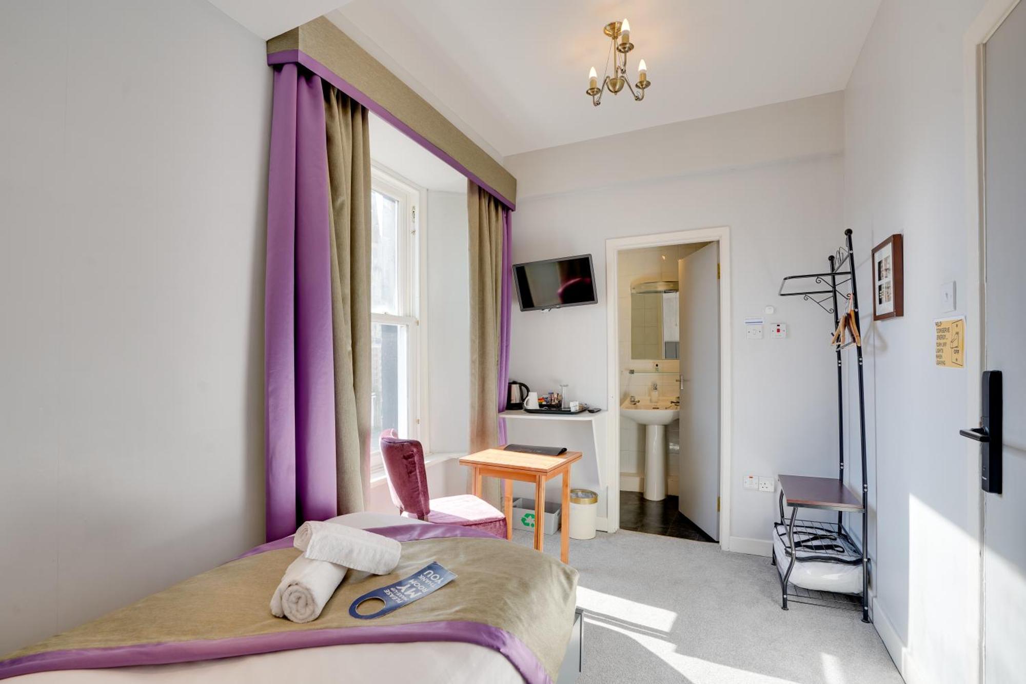 The County Hotel - Self Check-In, Ultra Fast Wi-Fi, Free Parking, Central Location Selkirk Εξωτερικό φωτογραφία