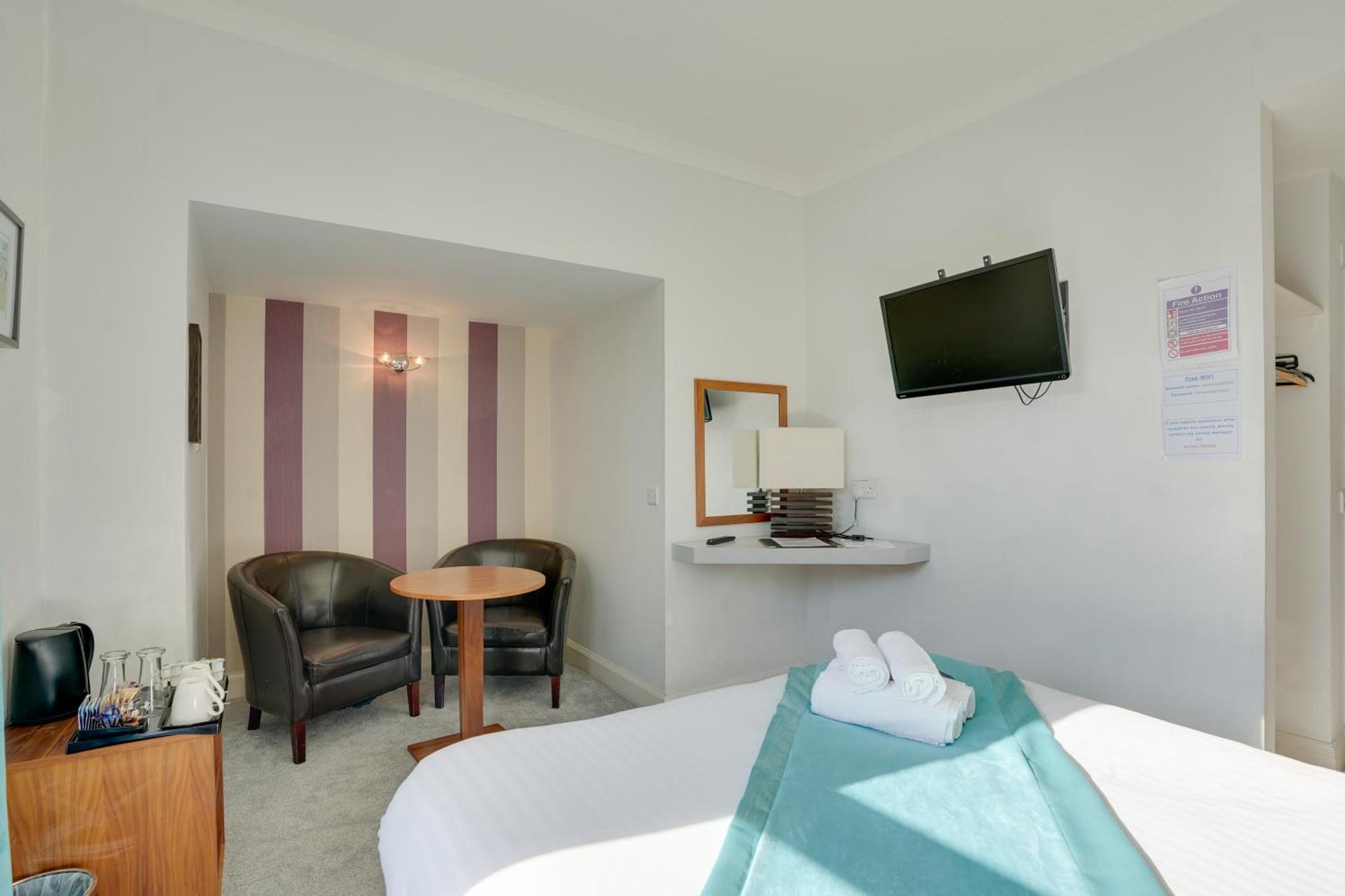 The County Hotel - Self Check-In, Ultra Fast Wi-Fi, Free Parking, Central Location Selkirk Εξωτερικό φωτογραφία